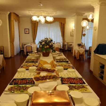 Park Ravenna 4*