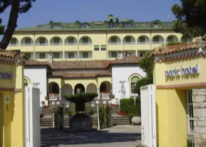 فندق Park Ravenna مارينا دي رافينا