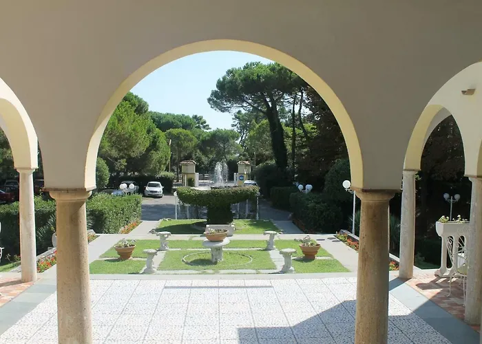 فندق Park Ravenna مارينا دي رافينا